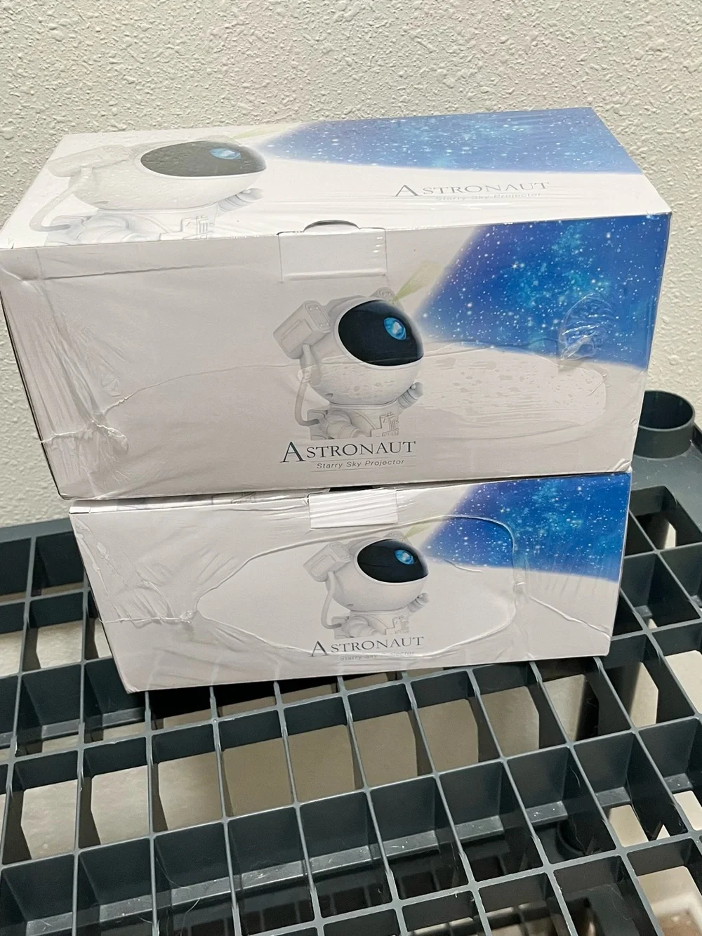 Astronaut Starry Sky Projector - White